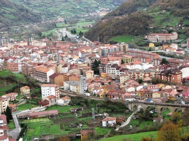 Hotel Ruta De La Plata De Asturias Pola de Lena Luaran gambar